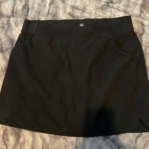 🐥3/$15 Black 32 Cool Athletic Skirt with Pockets !!